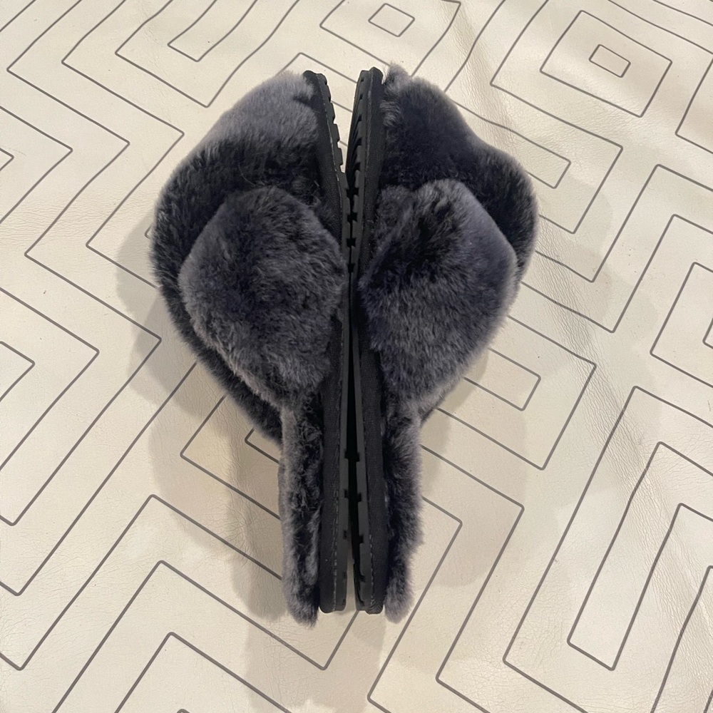 EMU Australia Plush Grey Slippers - Picture 9 of 9